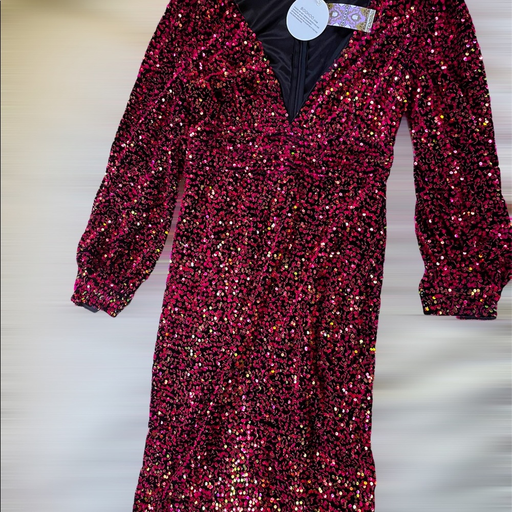 Tall Sequin Balloon Sleeve Plunge Midi Dress